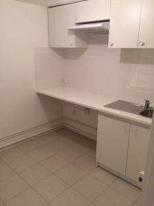 For rent Paris-17eme-arrondissement 3 rooms 52 m2 Paris (75017) photo 1