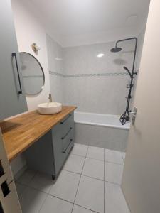 For rent Lorient 3 rooms 77 m2 Morbihan (56100) photo 2