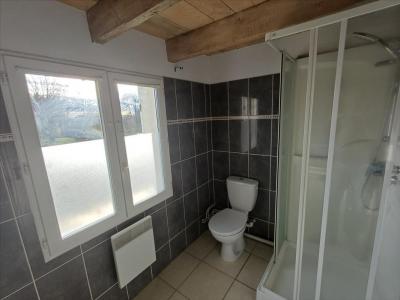 For rent Gelles 4 rooms 95 m2 Puy de dome (63740) photo 4