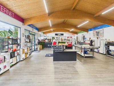 Acheter Local commercial 250 m2 Porto-vecchio