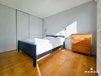 Louer Appartement 45 m2 Paris-19eme-arrondissement