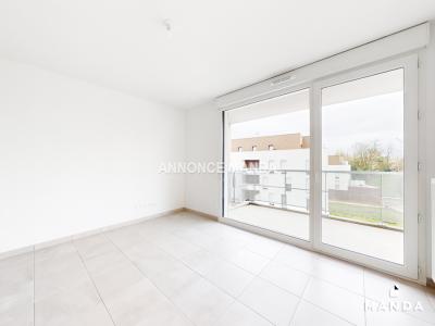 For rent Villenave-d'ornon 2 rooms 42 m2 Gironde (33140) photo 1