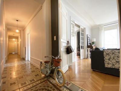 Acheter Appartement 168 m2 Millau