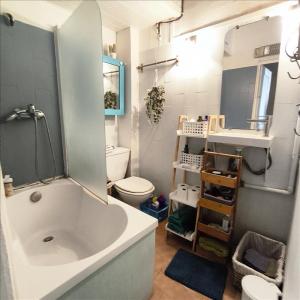 Louer Appartement Marseille-8eme-arrondissement Bouches du Rhone