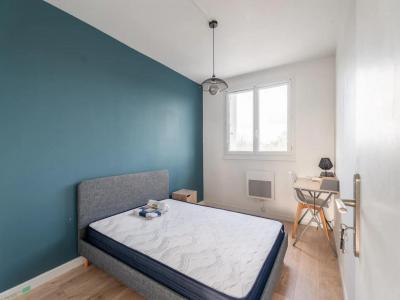 For rent Villenave-d'ornon 1 room 64 m2 Gironde (33140) photo 3