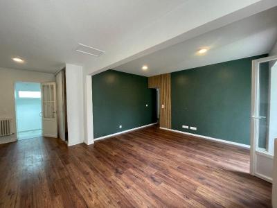 For rent Bassens 4 rooms 90 m2 Gironde (33530) photo 1