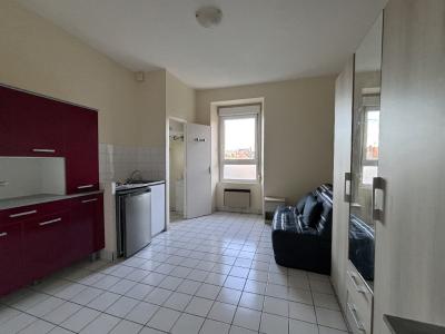 For rent Laval LAVAL 1 room 20 m2 Mayenne (53000) photo 0
