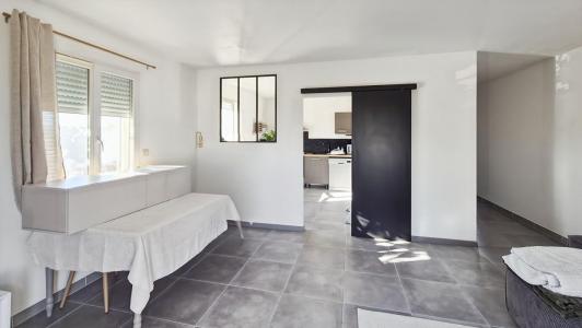 Acheter Appartement 69 m2 Althen-des-paluds