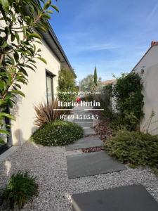 For sale Magalas 6 rooms 150 m2 Herault (34480) photo 4