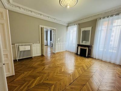 For sale Clermont-ferrand 7 rooms 200 m2 Puy de dome (63000) photo 0