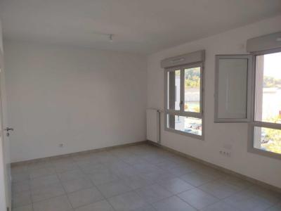 For rent Aix-les-bains 2 rooms 44 m2 Savoie (73100) photo 2