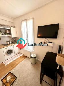 Annonce Location 2 pices Appartement Paris-18eme-arrondissement 75