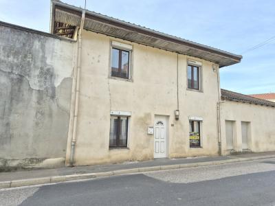 For sale CENTRE VILLAGE 4 rooms 81 m2 Ain (01320) photo 0