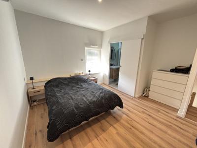 For sale AIN 2 rooms 43 m2 Ain (01570) photo 2