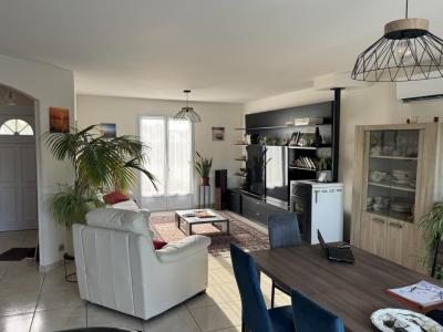 For sale rsidentiel 6 rooms 139 m2 Cher (18200) photo 2