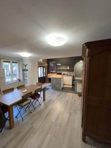 For sale 5 rooms 113 m2 Herault (34530) photo 1