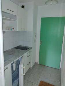 For rent Pessac 1 room 22 m2 Gironde (33600) photo 1