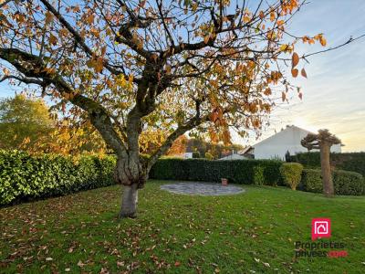 For sale Avallon 5 rooms 103 m2 Yonne (89200) photo 1