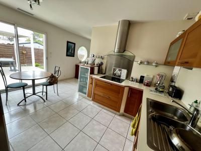 For sale Grau-du-roi 5 rooms 144 m2 Gard (30240) photo 3