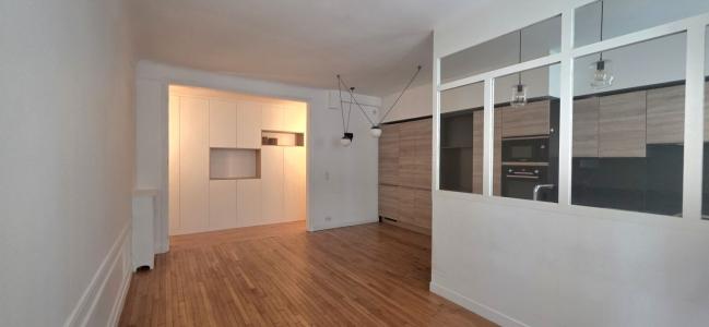 For sale 16E SUD 3 rooms 82 m2 Paris (75016) photo 3
