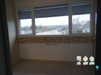 For rent Persan 2 rooms 30 m2 Val d'Oise (95340) photo 3
