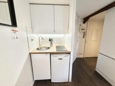 For rent Nantes 1 room 11 m2 Loire atlantique (44000) photo 2