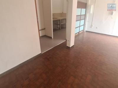 For rent Saint-andre 50 m2 Reunion (97440) photo 3