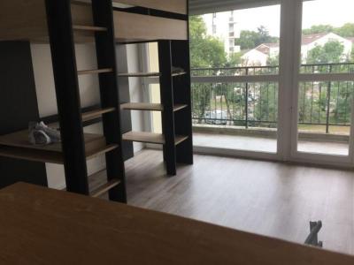 Louer Appartement 28 m2 Pessac