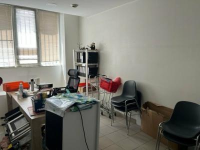 Louer Commerce Bordeaux 53760 euros