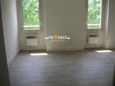 For rent Bouilladisse 2 rooms 39 m2 Bouches du Rhone (13720) photo 2