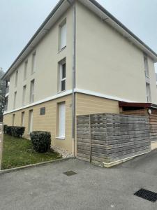 Annonce Location 3 pices Appartement Vonnas 01
