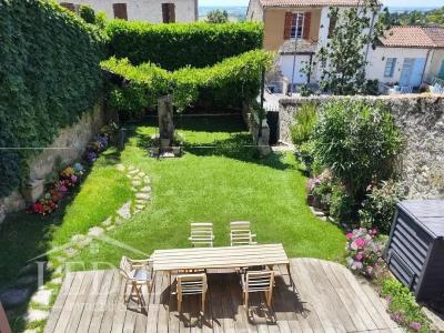 For sale Agen 11 rooms 292 m2 Lot et garonne (47000) photo 0