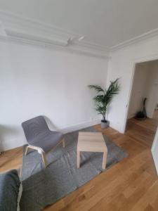 Louer Appartement 20 m2 Paris-16eme-arrondissement