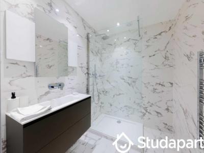 Louer Appartement Paris-7eme-arrondissement 2300 euros