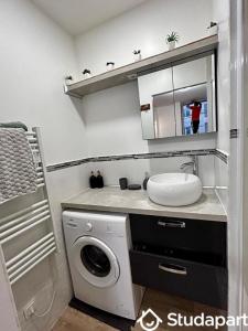 Louer Appartement Lyon-6eme-arrondissement 1390 euros