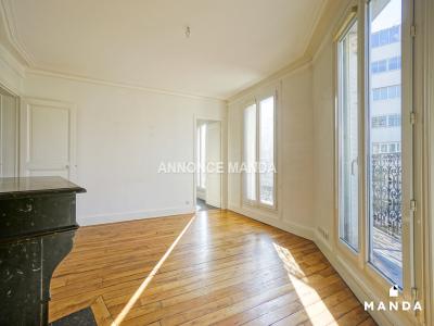 Louer Appartement 45 m2 Paris-20eme-arrondissement
