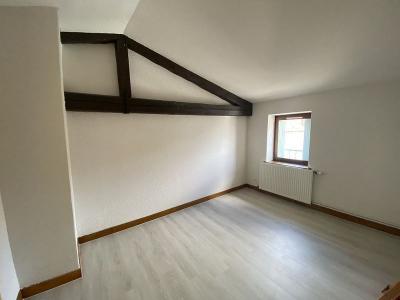 Louer Maison Chambeon 565 euros