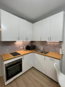 Louer Appartement Paris-17eme-arrondissement 605 euros