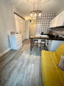 Louer Appartement 18 m2 Paris-17eme-arrondissement