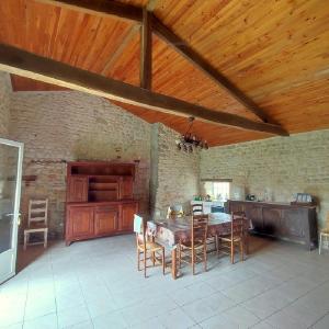 For sale 2 rooms 44 m2 Charente maritime (17100) photo 0
