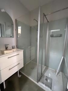 For sale 5 MINUTES DU CENTRE VILLE 5 rooms 100 m2 Aude (11130) photo 2