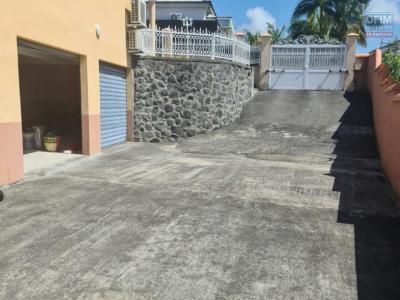 For rent Saint-andre 256 m2 Reunion (97440) photo 2