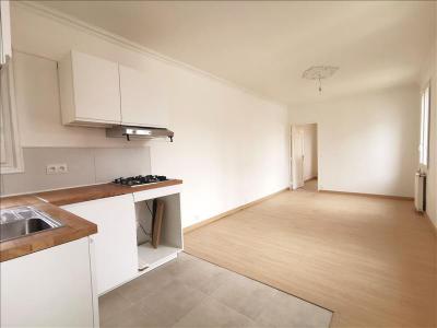 Annonce Location 2 pices Appartement Lilas 93