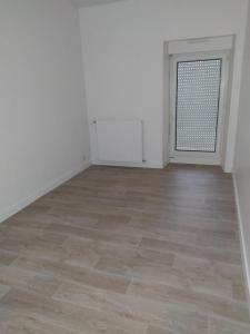 Louer Maison Blanc 242 euros
