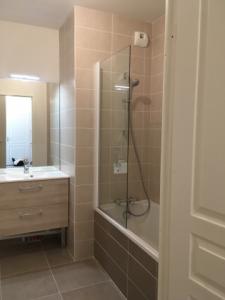 For rent Perrigny-les-dijon 3 rooms 63 m2 Cote d'or (21160) photo 2