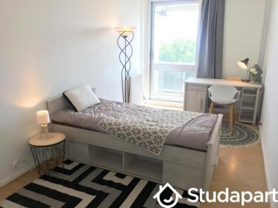 Louer Appartement 11 m2 Lyon-8eme-arrondissement