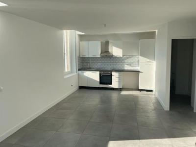 For rent Villenave-d'ornon 4 rooms 106 m2 Gironde (33140) photo 0