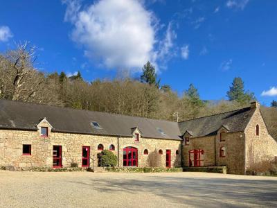For sale Faouet 26 rooms 890 m2 Morbihan (56320) photo 1