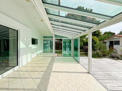 For sale Saint-medard-en-jalles 6 rooms 135 m2 Gironde (33160) photo 0