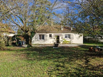 For sale Haillan 4 rooms 86 m2 Gironde (33185) photo 0